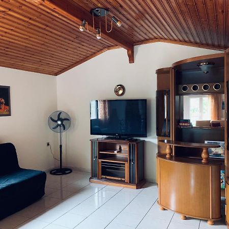 Nadia'S Beach House Pefkari Bagian luar foto